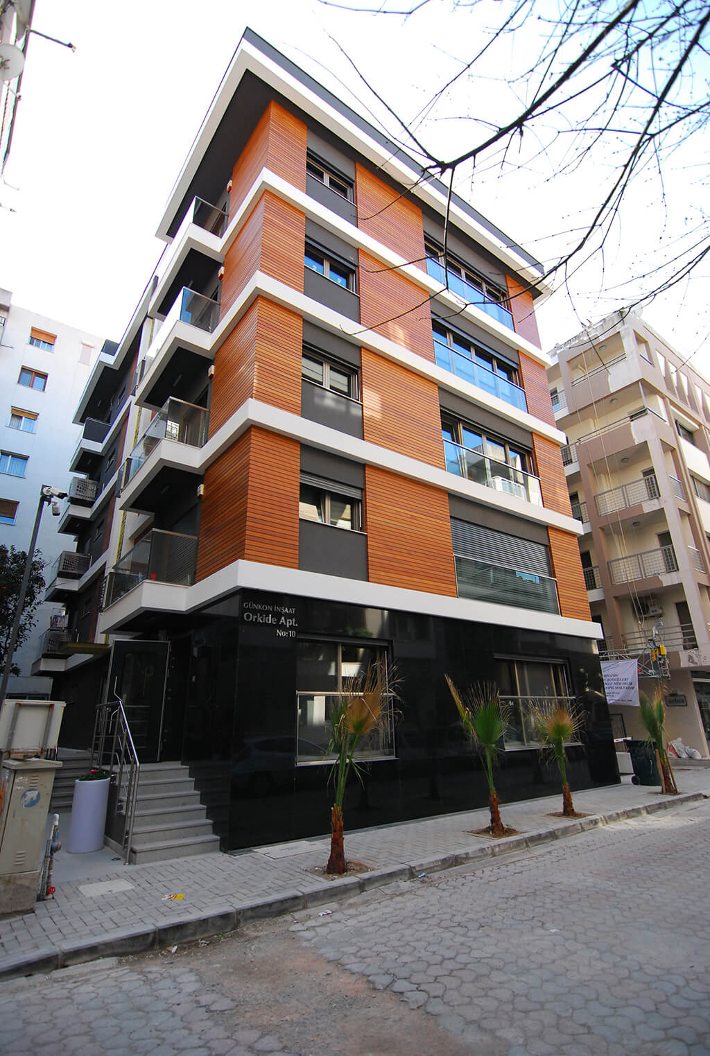 Orkide Apartmanı